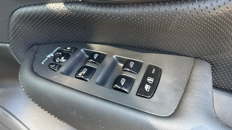 Volvo Xc90 2.0 B5D [235] R DESIGN 5dr AWD Geartronic Diesel Estate